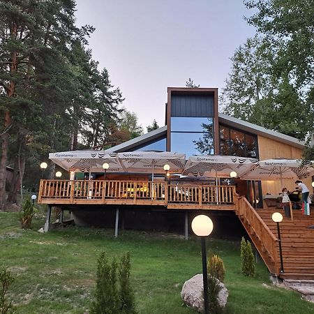 Отель Saint Constantine Mountain Retreat Пештера Экстерьер фото